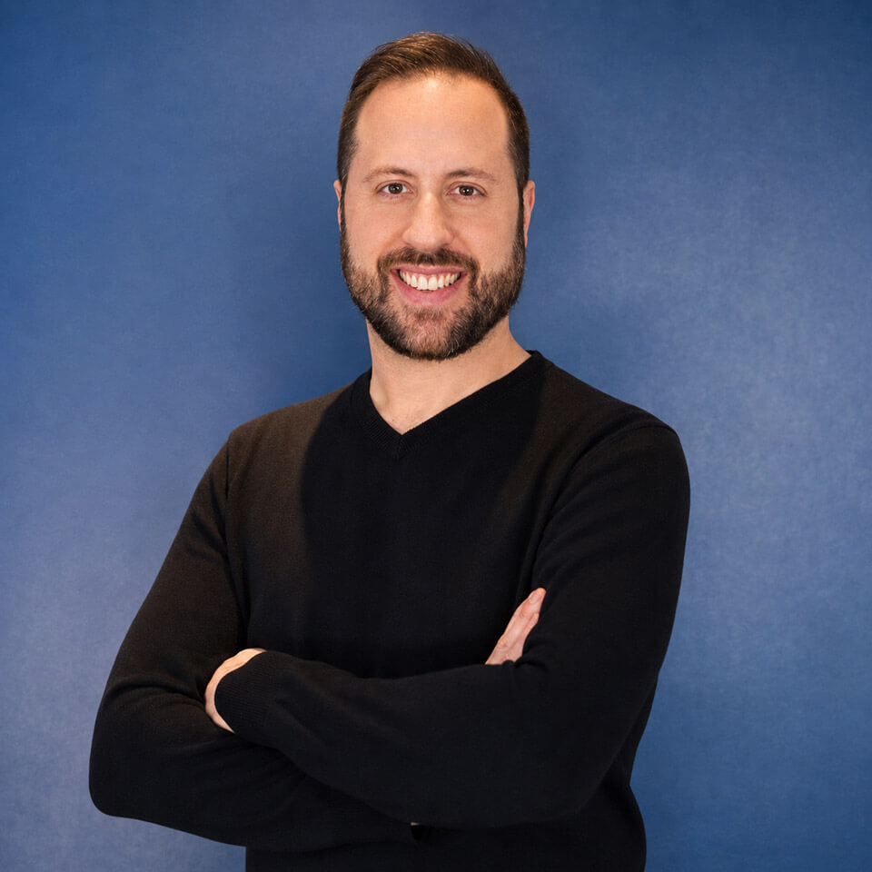 Dr. Adrian Cohen Chiropractor